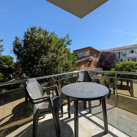Apartment Beachside With Private Parking & Nature Views